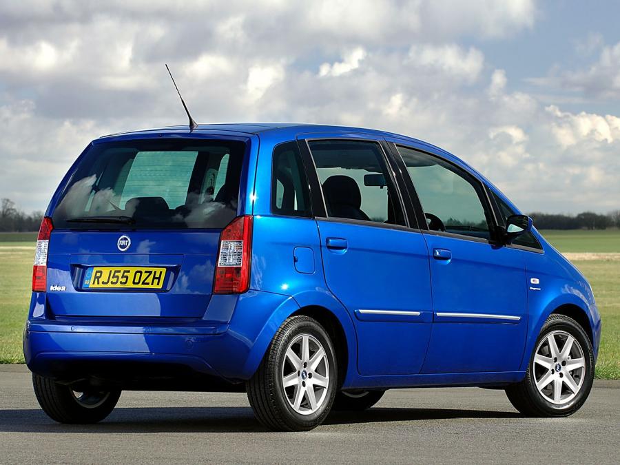  Fiat Idea 2006 года  (UK) (фото 3 из 7)
